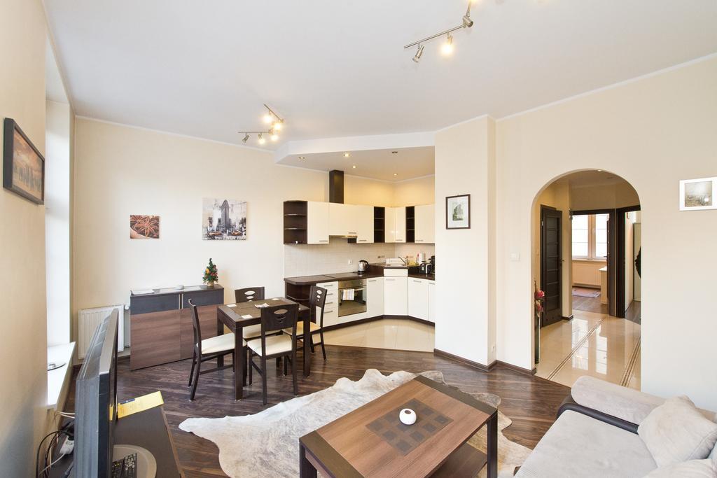 Gdanskie Apartamenty - Apartamenty - Dluga Z Widokiem Na Ratusz I Nad Motlawa Номер фото